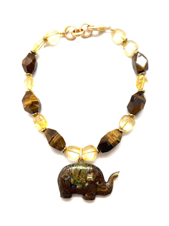 1970s Cloisonné Elephant Pendant Necklace